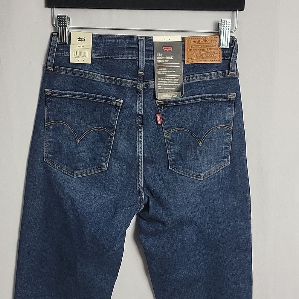 LEVI'S.. 721.. High-rise skinny.. - Picture 7 of 16